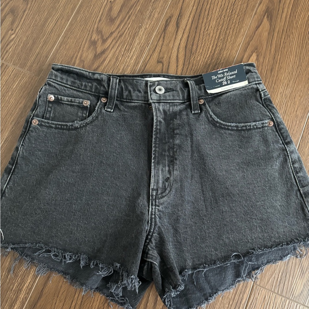 Abercrombie & Fitch - Curve Love High Rise 90s Cutoff Shorts